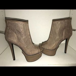 Super sexy lace/mesh like ankle boots.